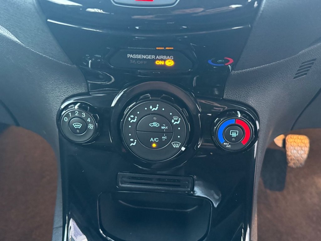 Used Ford Fiesta 2015 for sale - 78022172: Photo 28