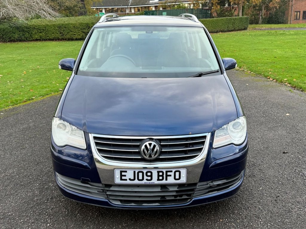 Used Volkswagen Touran 2009 for sale - 76631756: Photo 14