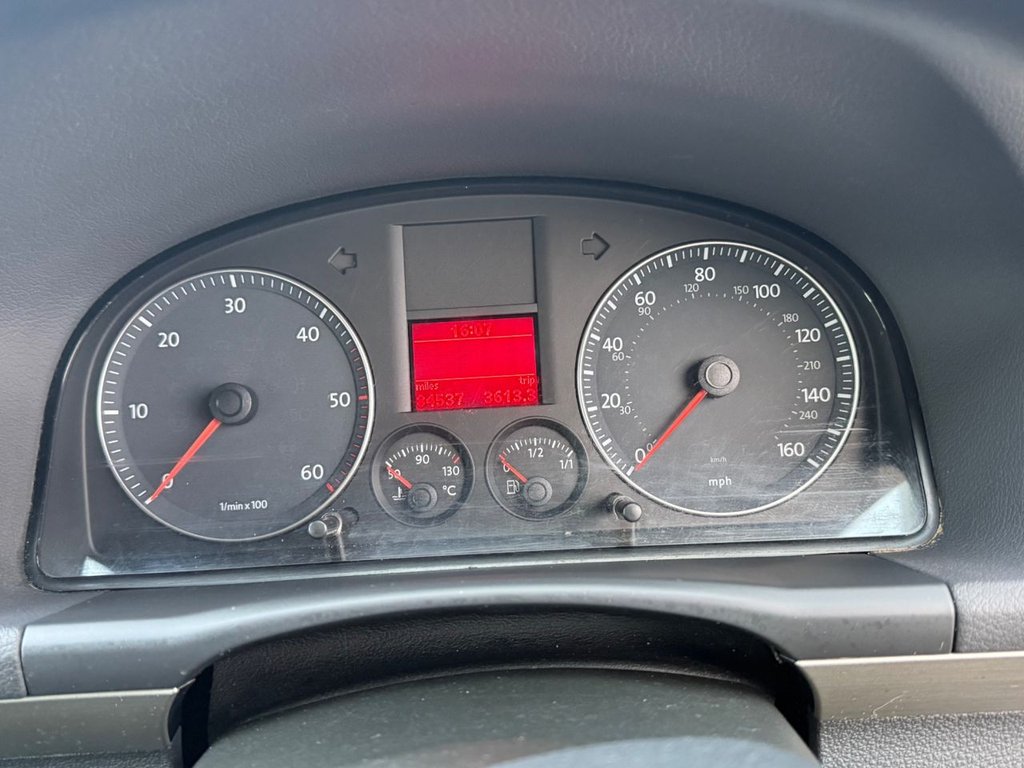 Used Volkswagen Touran 2009 for sale - 76631756: Photo 25