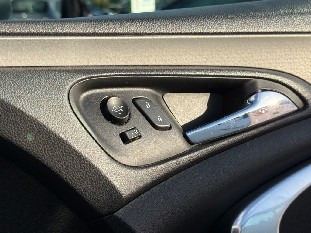 Used Vauxhall Insignia 2016 for sale - 77720356: Photo 24