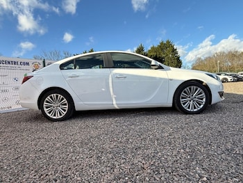 Used Vauxhall Insignia 2016 for sale - 77720356: Photo