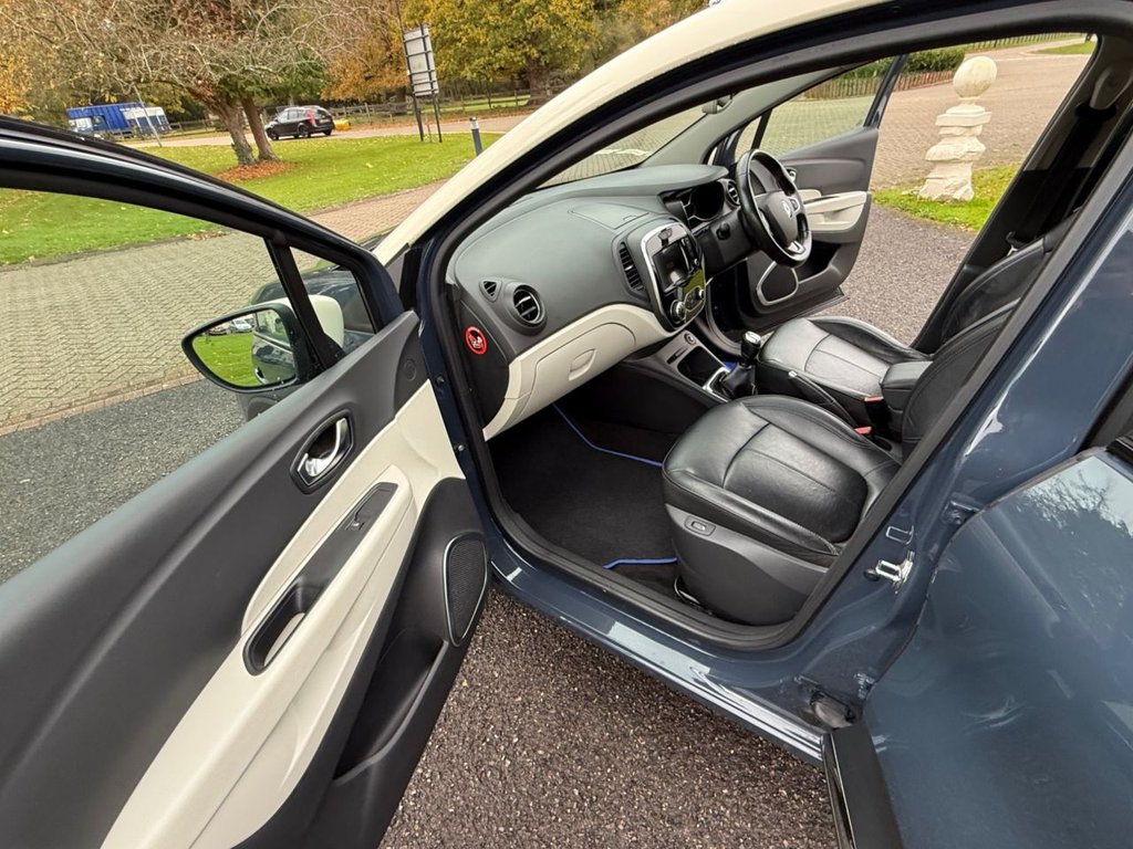 Used Renault Captur 2018 for sale - 76454626: Photo 23