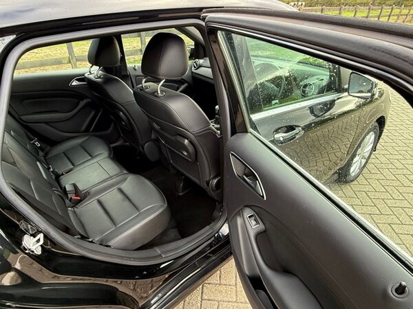 Used Mercedes-Benz B-Class 2015 for sale - 76173274: Photo 27