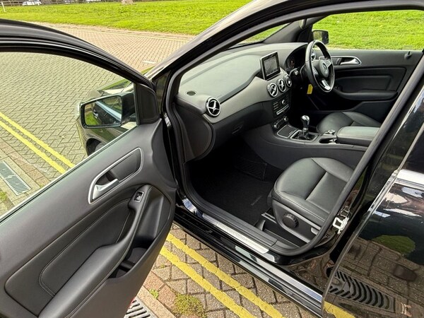 Used Mercedes-Benz B-Class 2015 for sale - 76173274: Photo 35