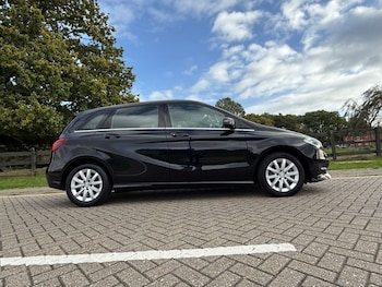 Used Mercedes-Benz B-Class 2015 for sale - 76173274: Photo 3