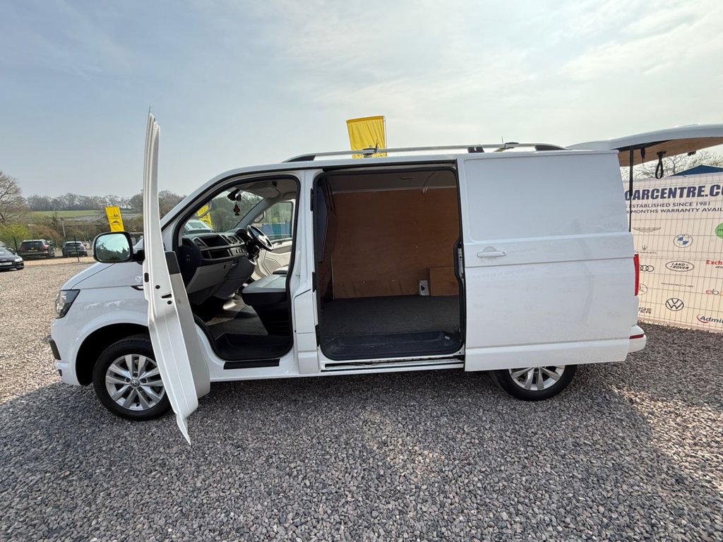 Used Volkswagen Transporter 2017 for sale - 77991452: Photo 17