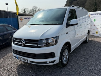 Used Volkswagen Transporter 2017 for sale - 77991452: Photo