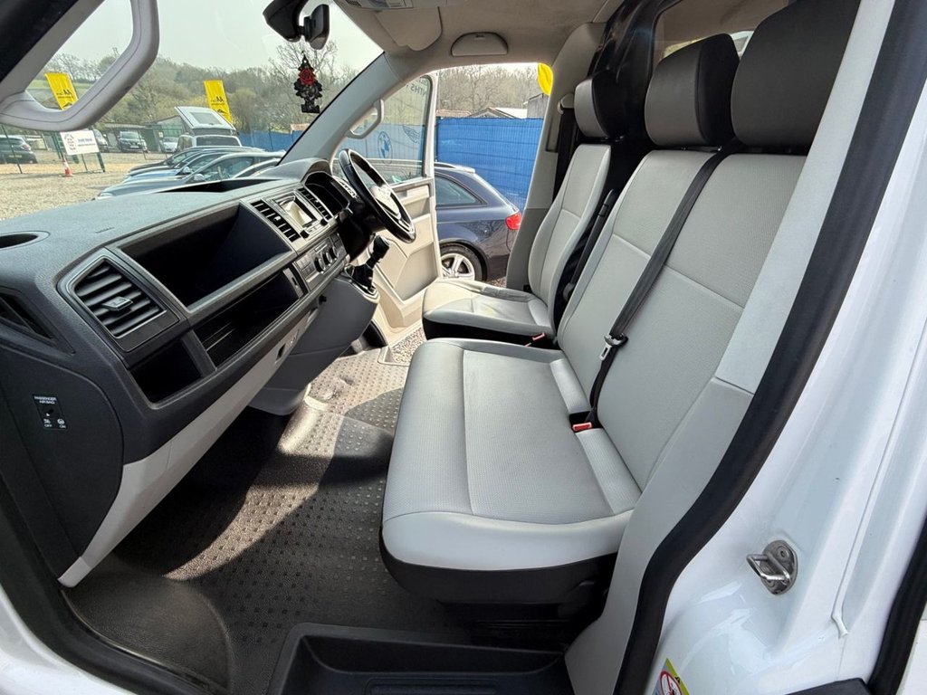 Used Volkswagen Transporter 2017 for sale - 77991452: Photo 20