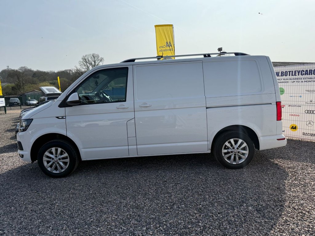 Used Volkswagen Transporter 2017 for sale - 77991452: Photo 9