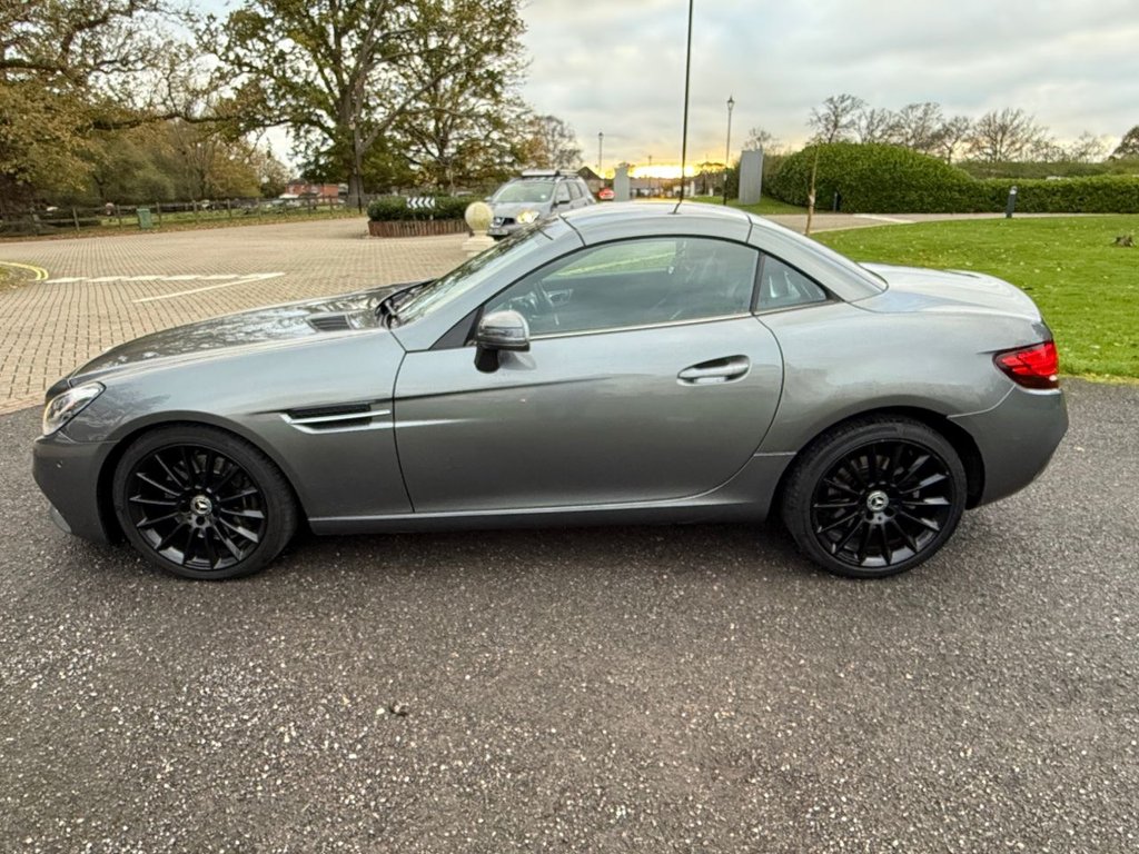 Used Mercedes-Benz SLC 2017 for sale - 76686283: Photo 11