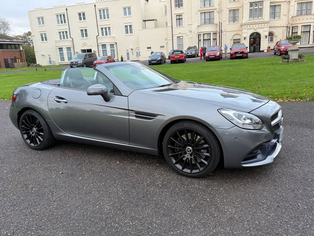 Used Mercedes-Benz SLC 2017 for sale - 76686283: Photo 3