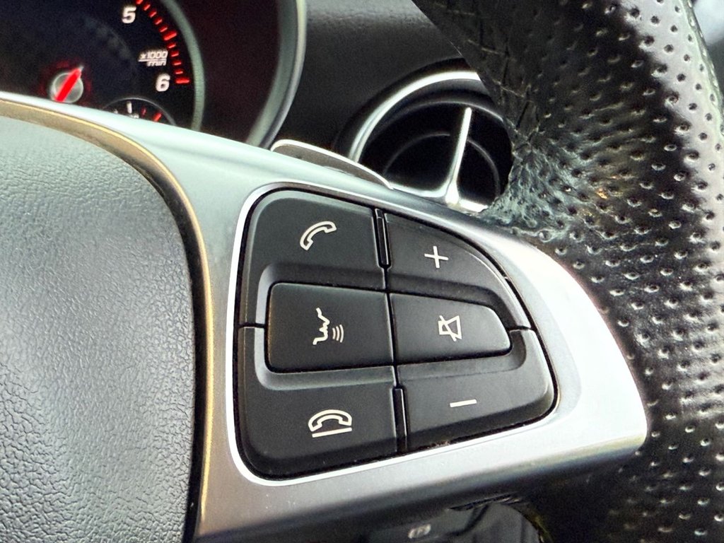 Used Mercedes-Benz SLC 2017 for sale - 76686283: Photo 31