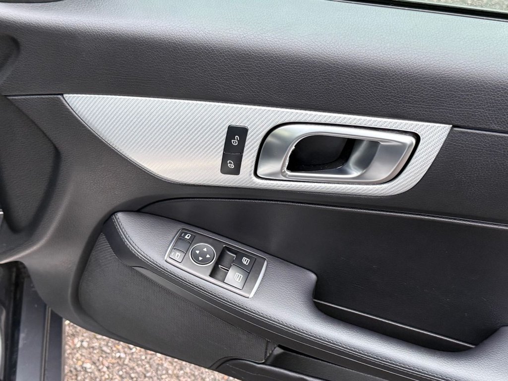 Used Mercedes-Benz SLC 2017 for sale - 76686283: Photo 32