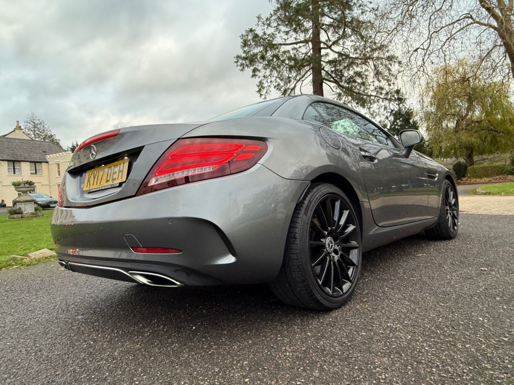 Used Mercedes-Benz SLC 2017 for sale - 76686283: Photo 8