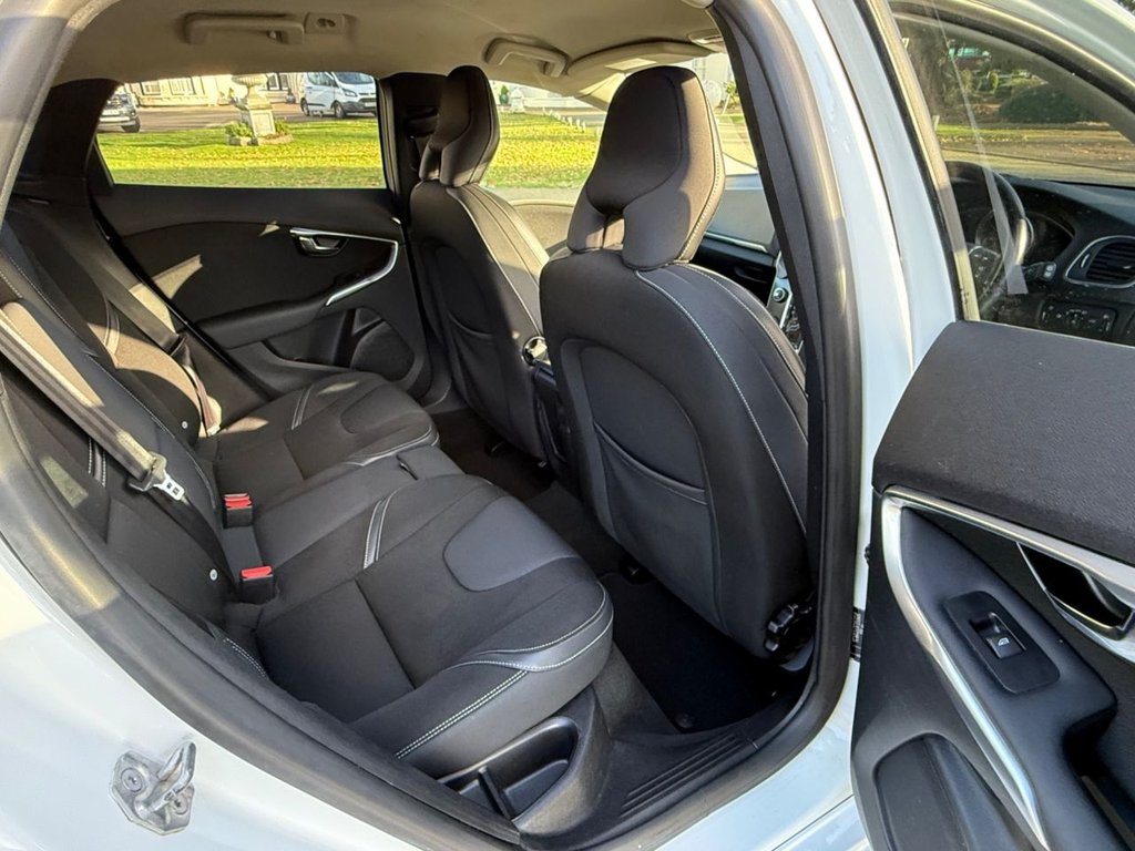 Used Volvo V40 2015 for sale - 76901109: Photo 23