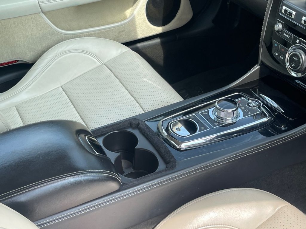 Used Jaguar XK 2012 for sale - 78172447: Photo 22