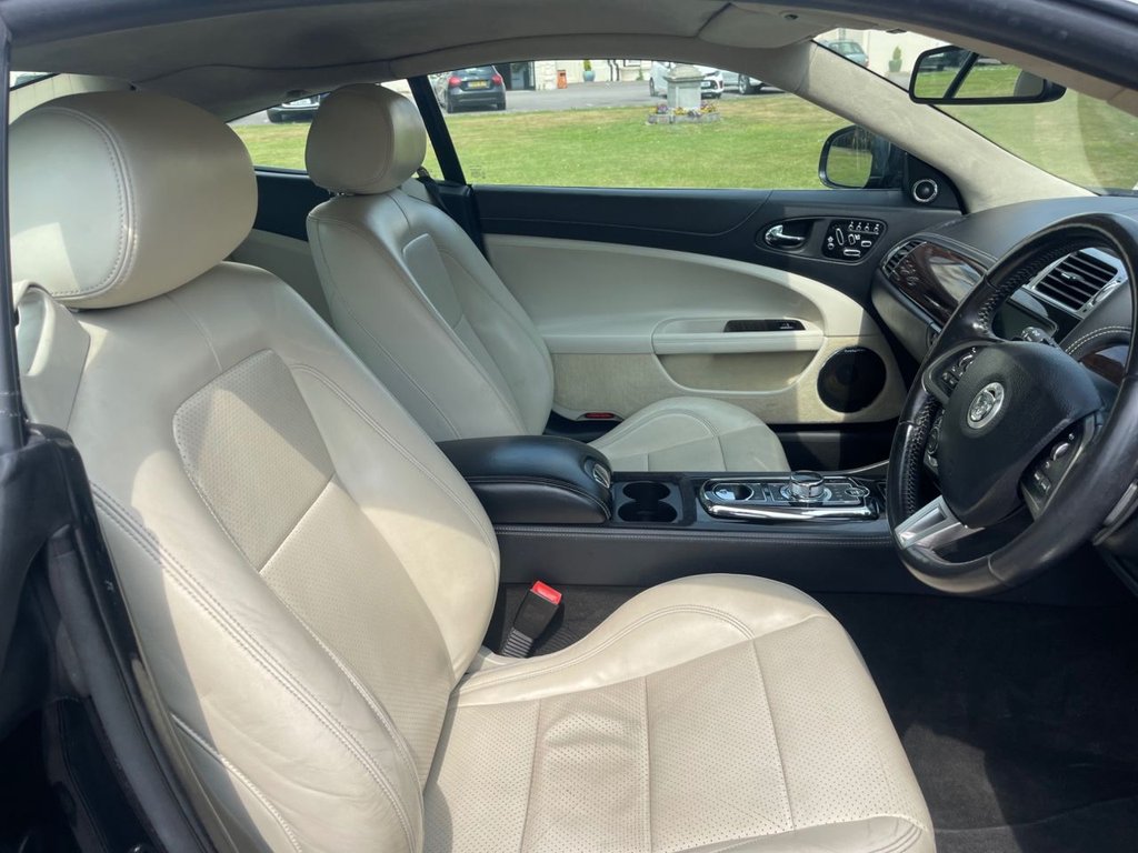 Used Jaguar XK 2012 for sale - 78172447: Photo 24