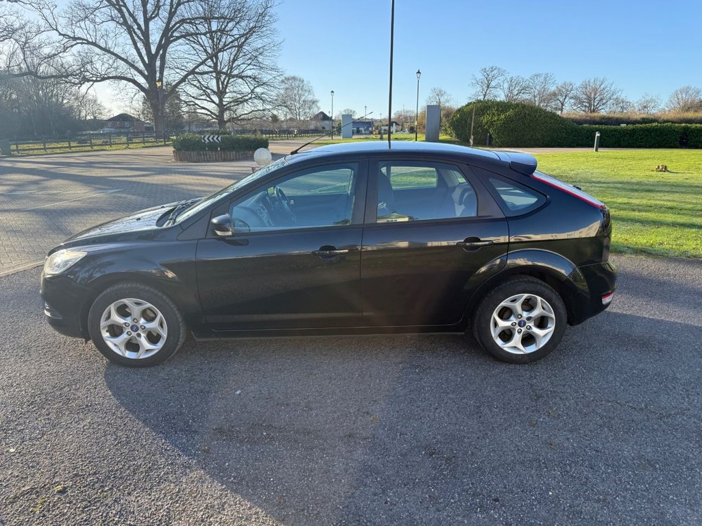 Used Ford Focus 2011 for sale - 77096679: Photo 11