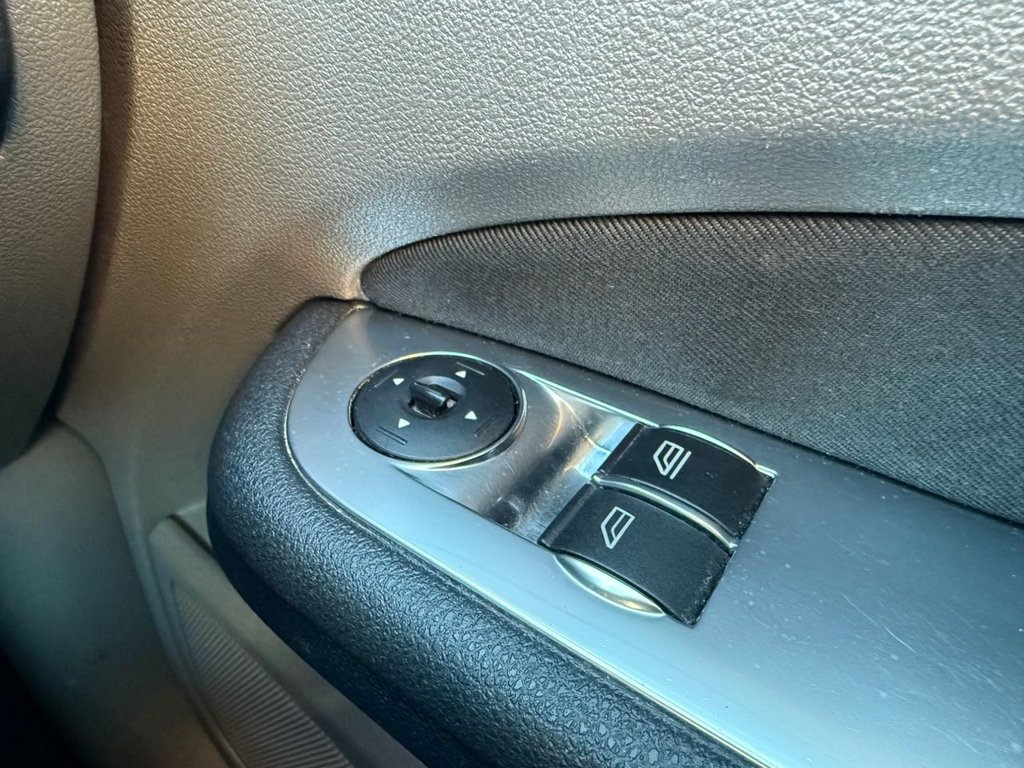 Used Ford Focus 2011 for sale - 77096679: Photo 20