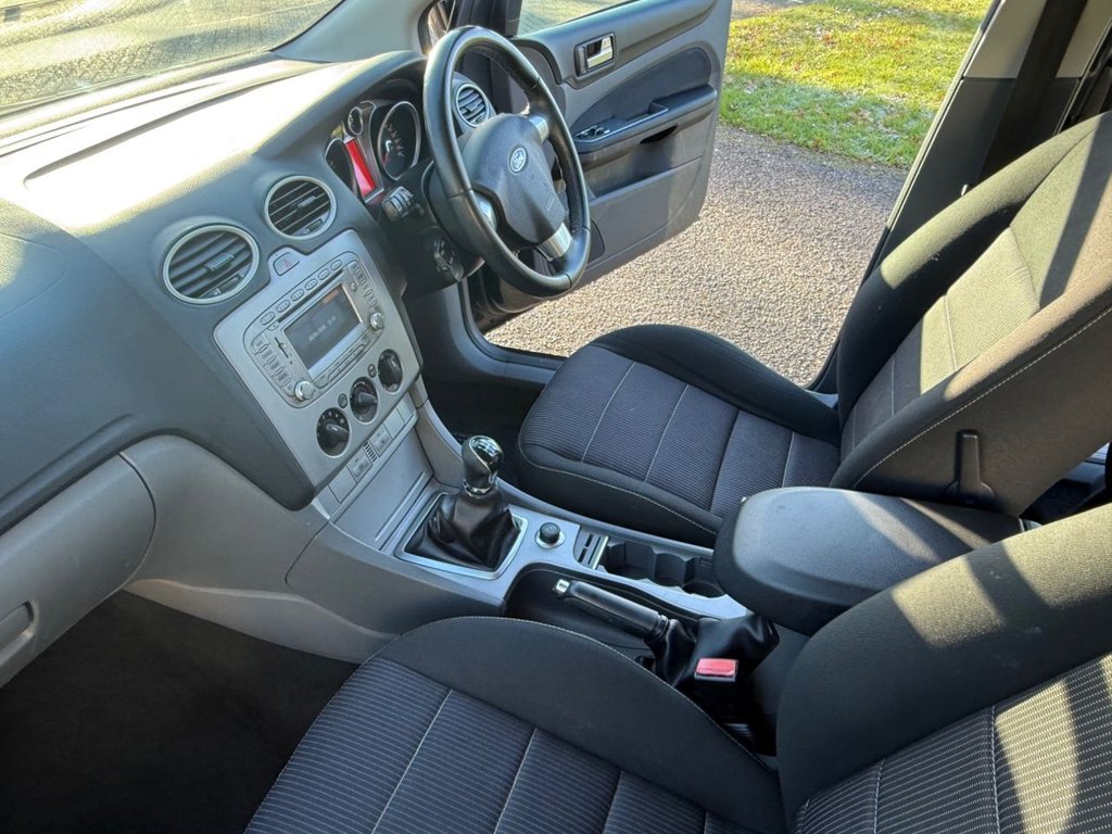 Used Ford Focus 2011 for sale - 77096679: Photo 21