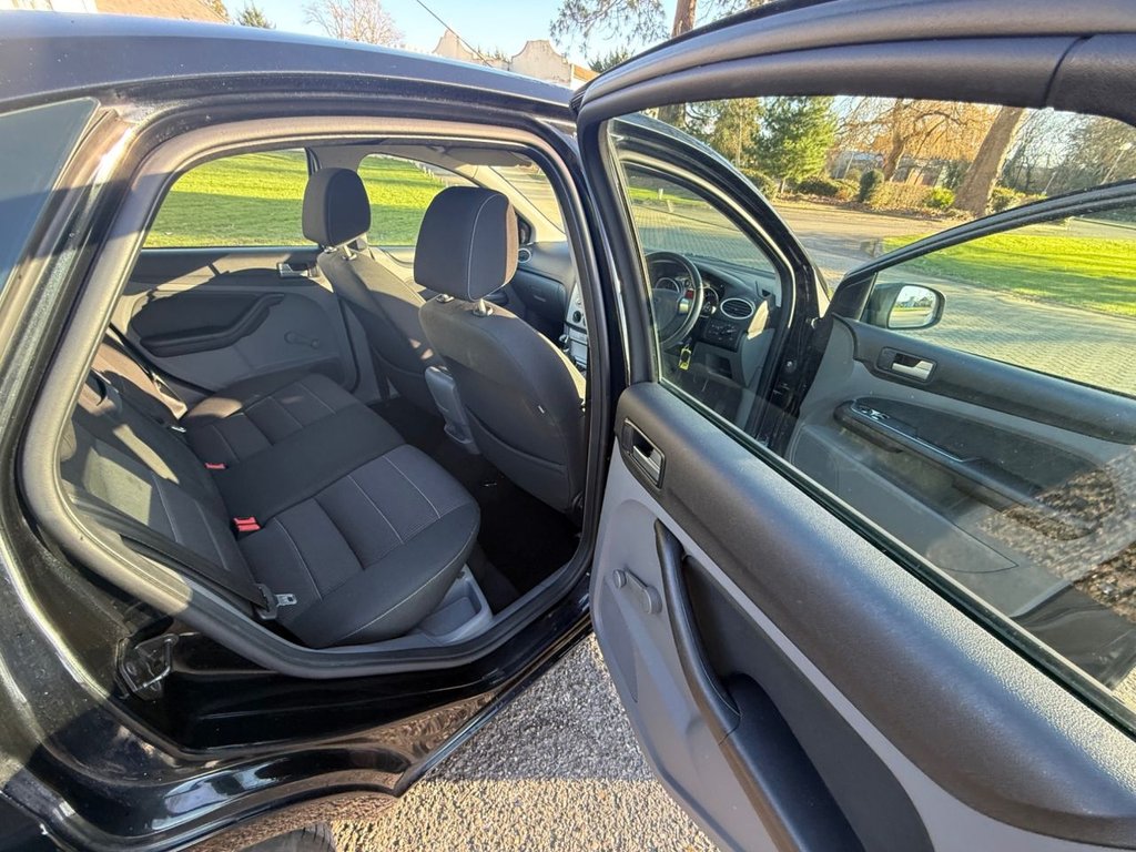 Used Ford Focus 2011 for sale - 77096679: Photo 26