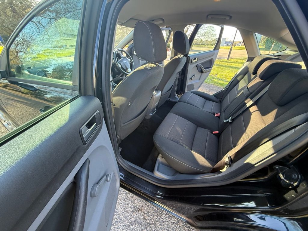 Used Ford Focus 2011 for sale - 77096679: Photo 28