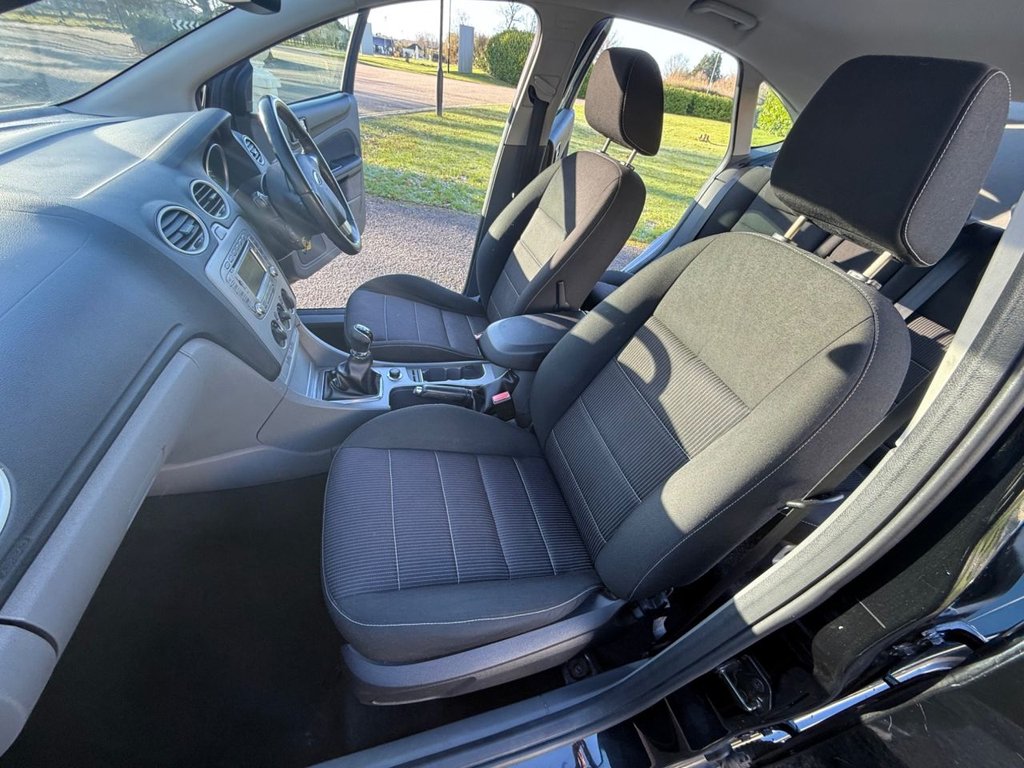 Used Ford Focus 2011 for sale - 77096679: Photo 30