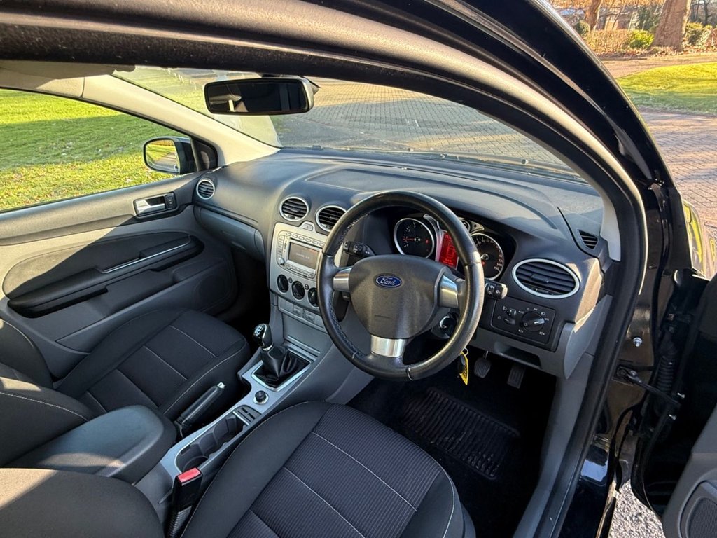 Used Ford Focus 2011 for sale - 77096679: Photo 31