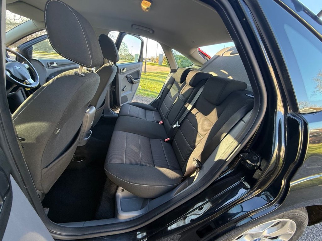 Used Ford Focus 2011 for sale - 77096679: Photo 32