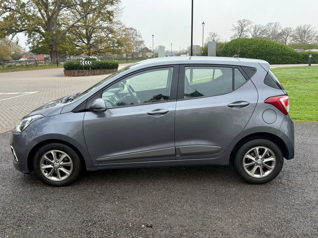 Used Hyundai i10 2015 for sale - 76724359: Photo 12