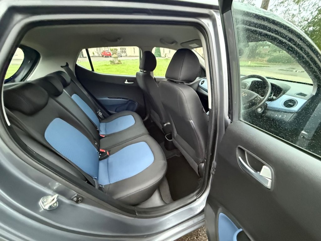 Used Hyundai i10 2015 for sale - 76724359: Photo 25