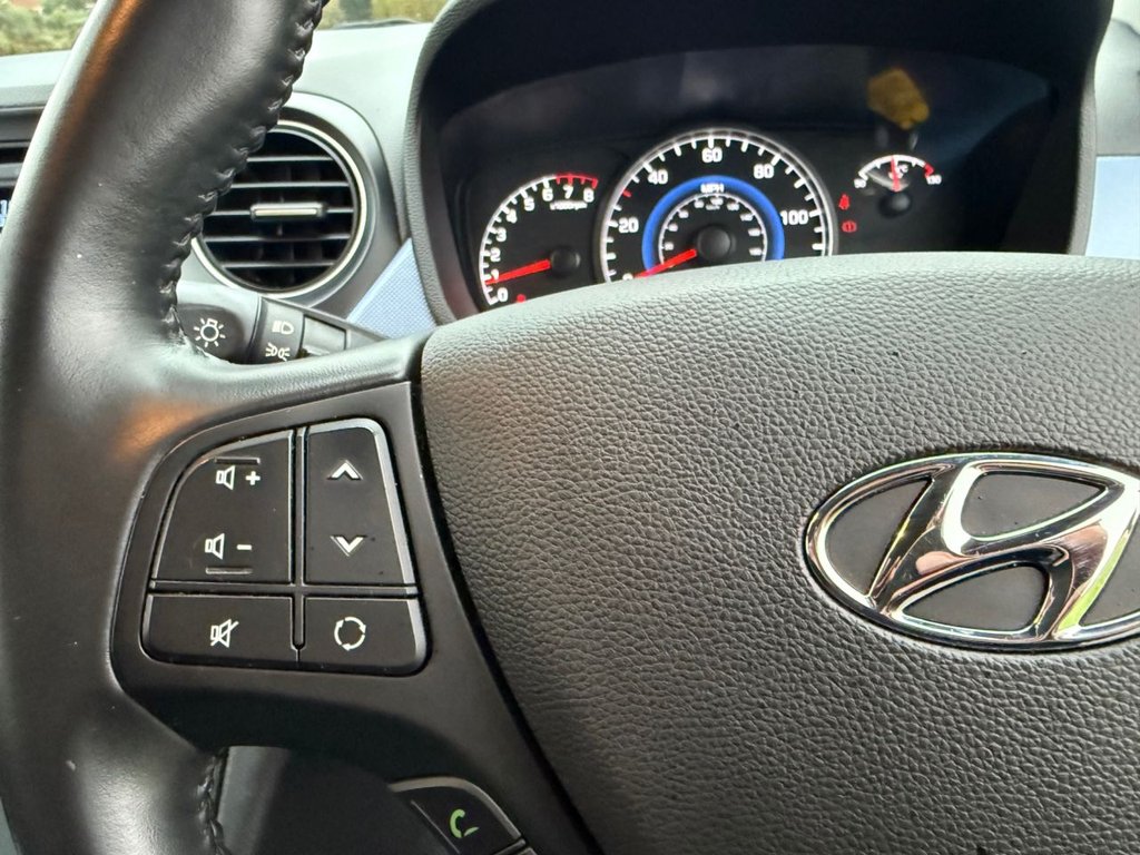 Used Hyundai i10 2015 for sale - 76724359: Photo 34