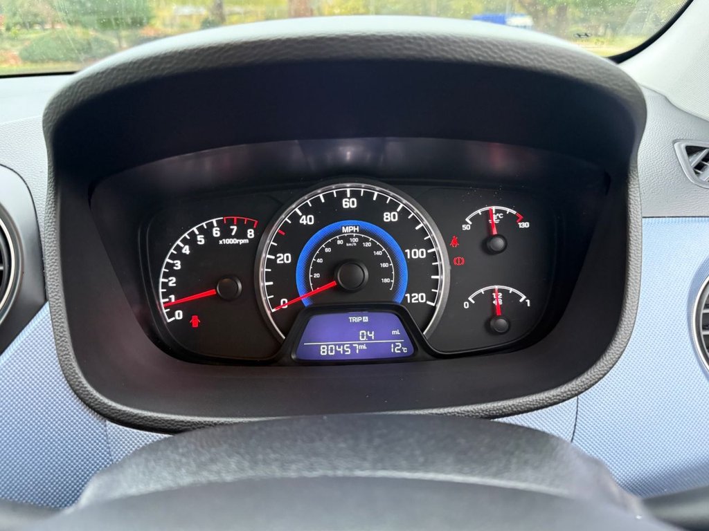 Used Hyundai i10 2015 for sale - 76724359: Photo 36