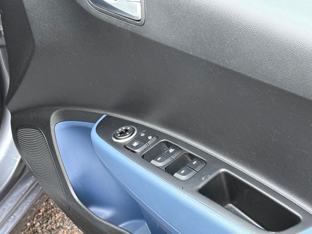 Used Hyundai i10 2015 for sale - 76724359: Photo 37