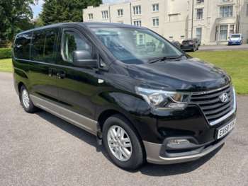2018 (68) - 2.5 CRDi SE Nav MPV 5dr Diesel Auto Euro 6 (170 ps)