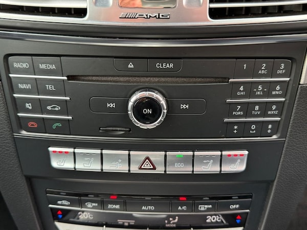 Used Mercedes-Benz E Class 2015 for sale - 76147887: Photo 23