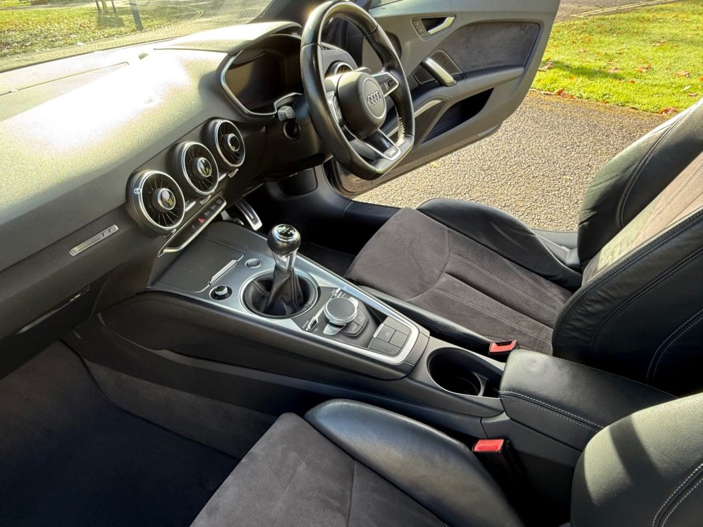 Used Audi TT 2015 for sale - 76345327: Photo 21