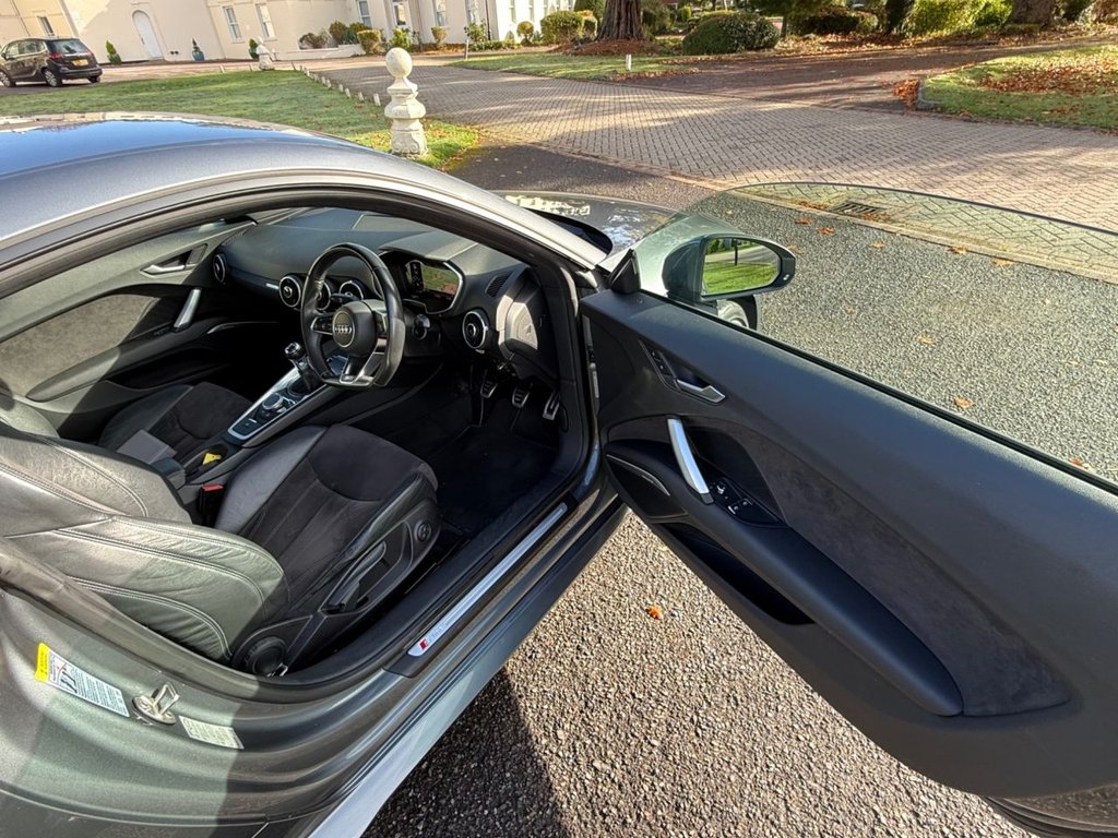 Used Audi TT 2015 for sale - 76345327: Photo 25