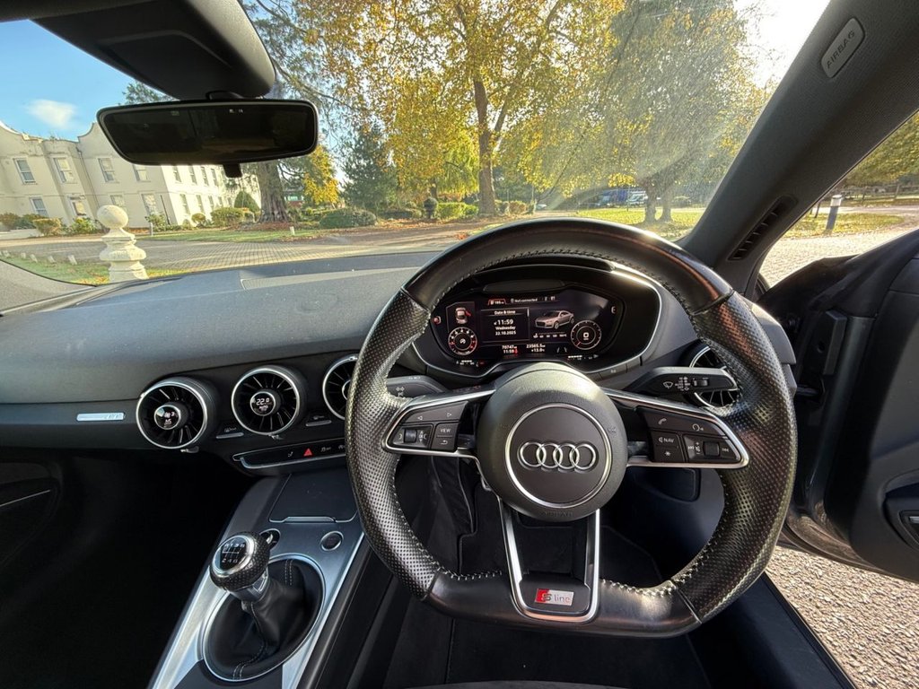 Used Audi TT 2015 for sale - 76345327: Photo 27