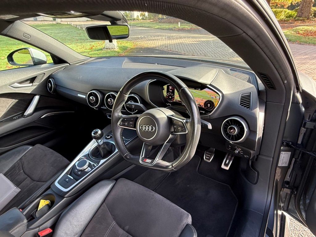 Used Audi TT 2015 for sale - 76345327: Photo 33