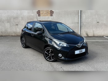Used Toyota Yaris 2015 for sale - 79750644: Photo