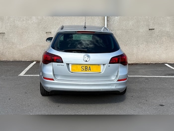 Used Vauxhall Astra 2011 for sale - 79373907: Photo