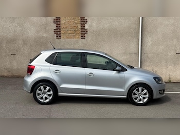 Used Volkswagen Polo 2012 for sale - 79540579: Photo