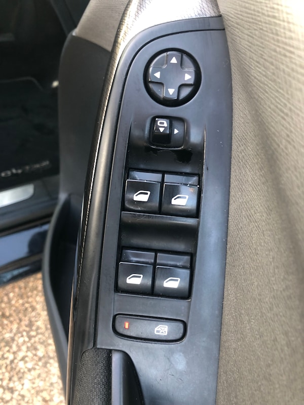 Used Citroen C4 Picasso 2013 for sale - 76232812: Photo 23