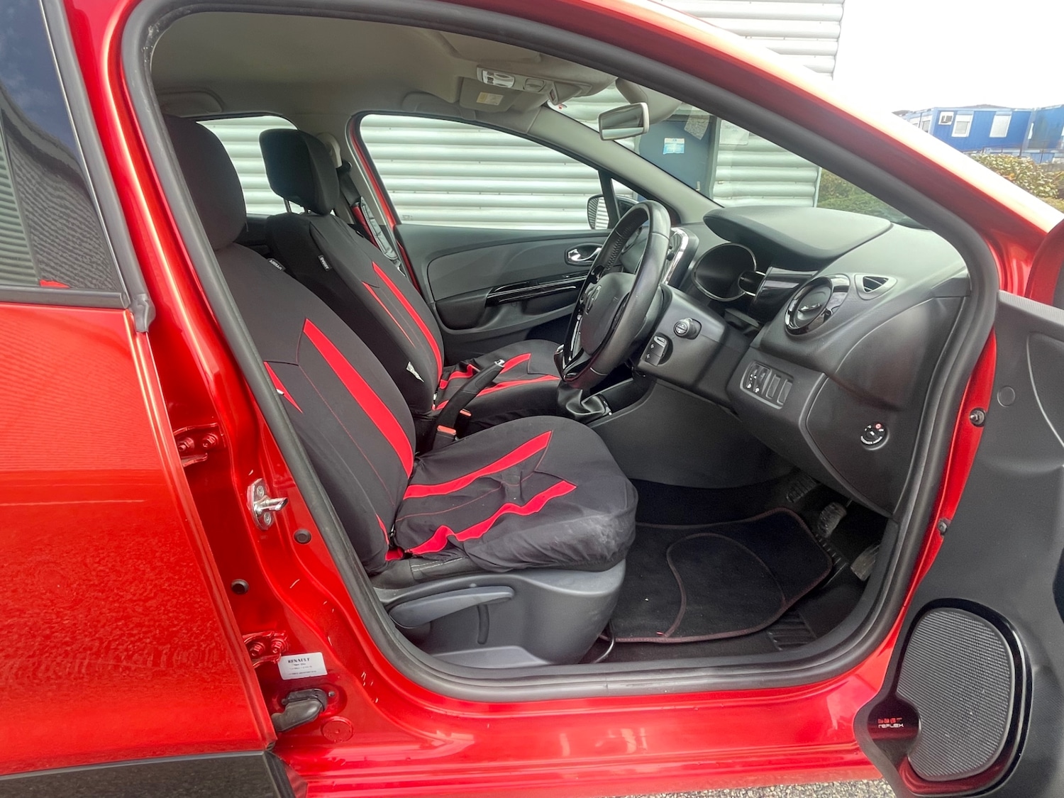 Used Renault Clio 2014 for sale - 76017399: Photo 27