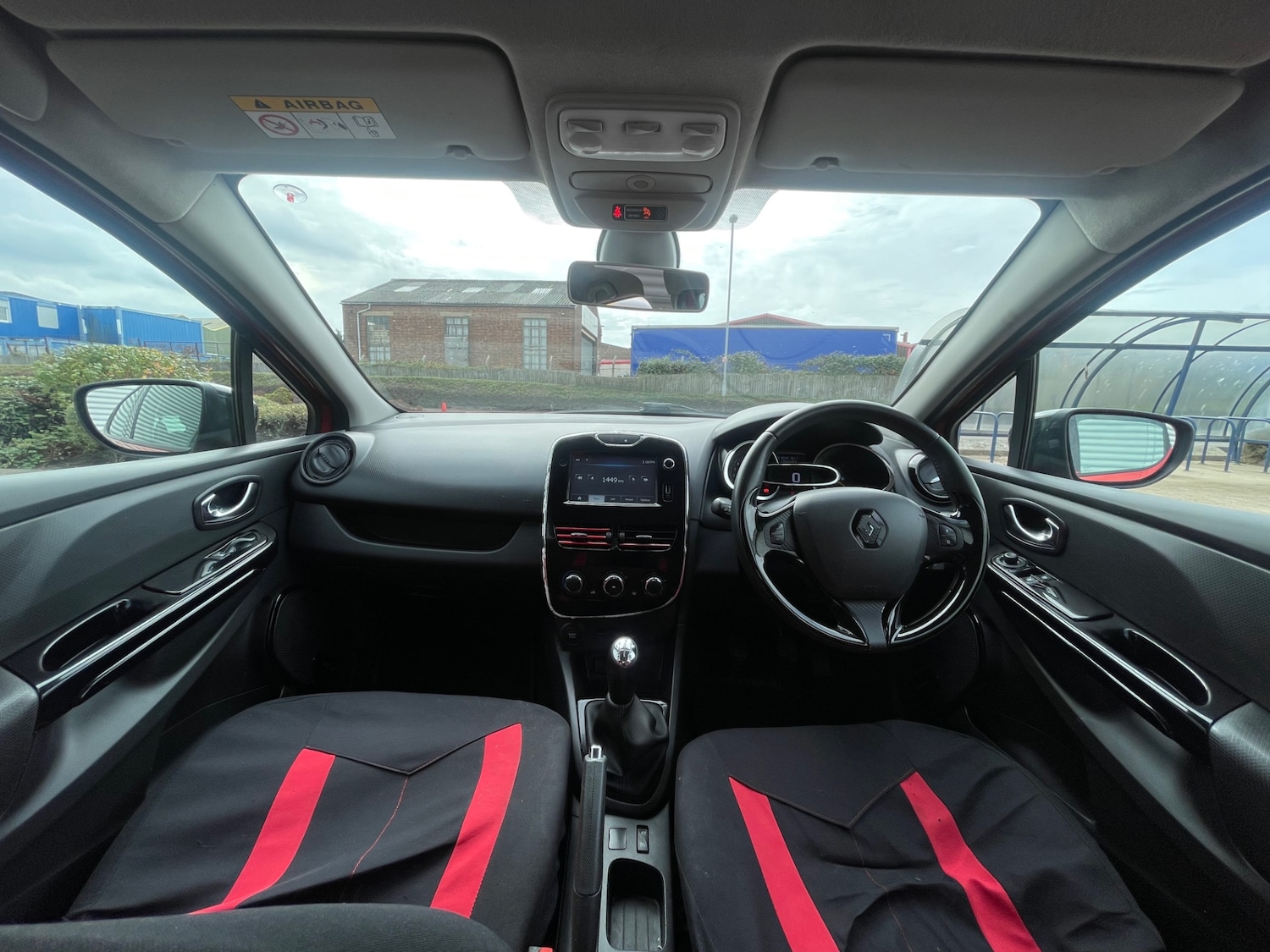 Used Renault Clio 2014 for sale - 76017399: Photo 29