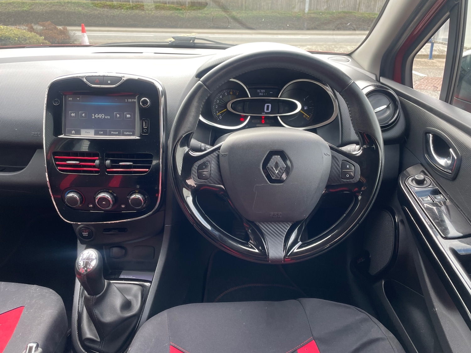 Used Renault Clio 2014 for sale - 76017399: Photo 30