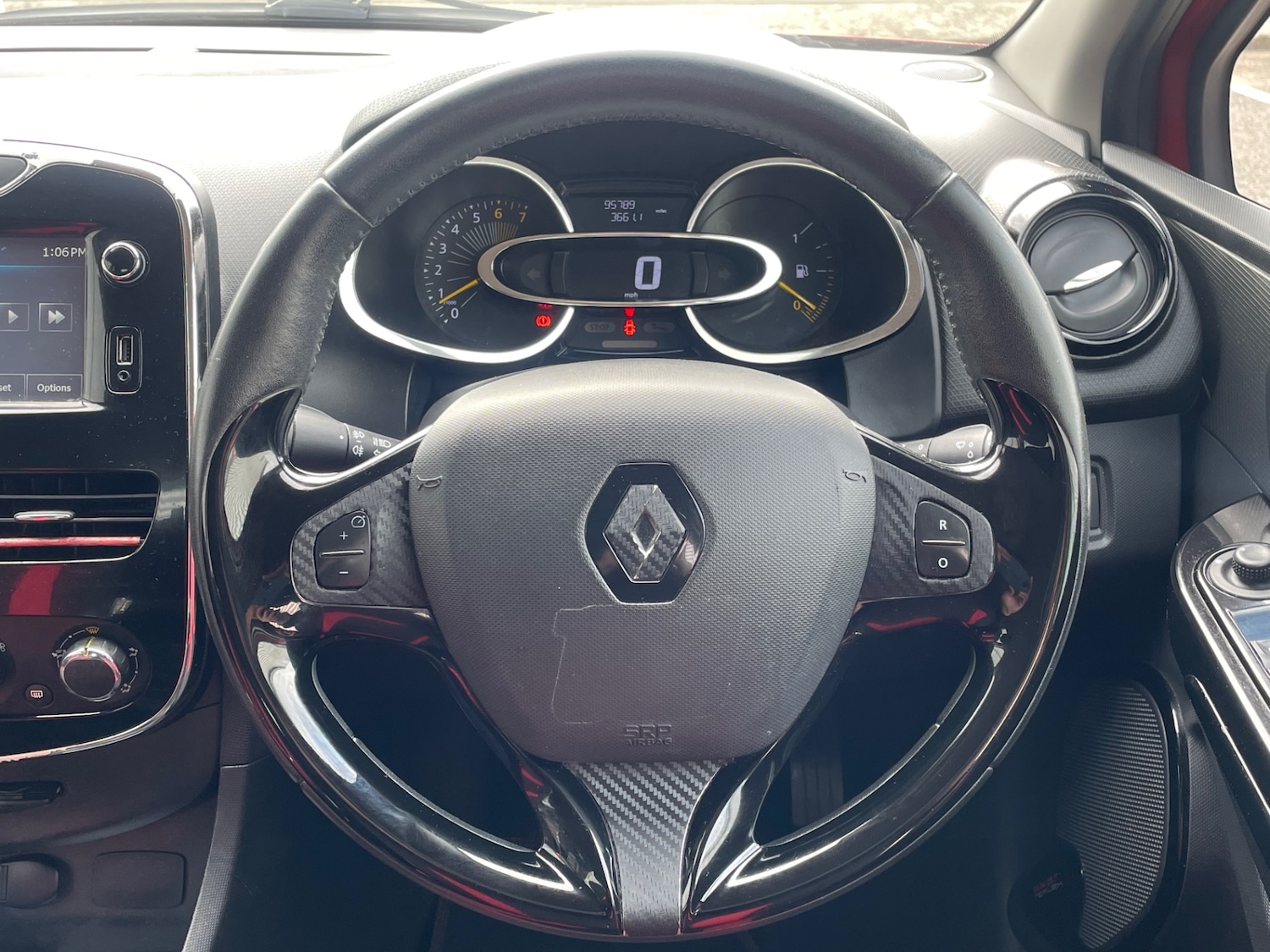 Used Renault Clio 2014 for sale - 76017399: Photo 31