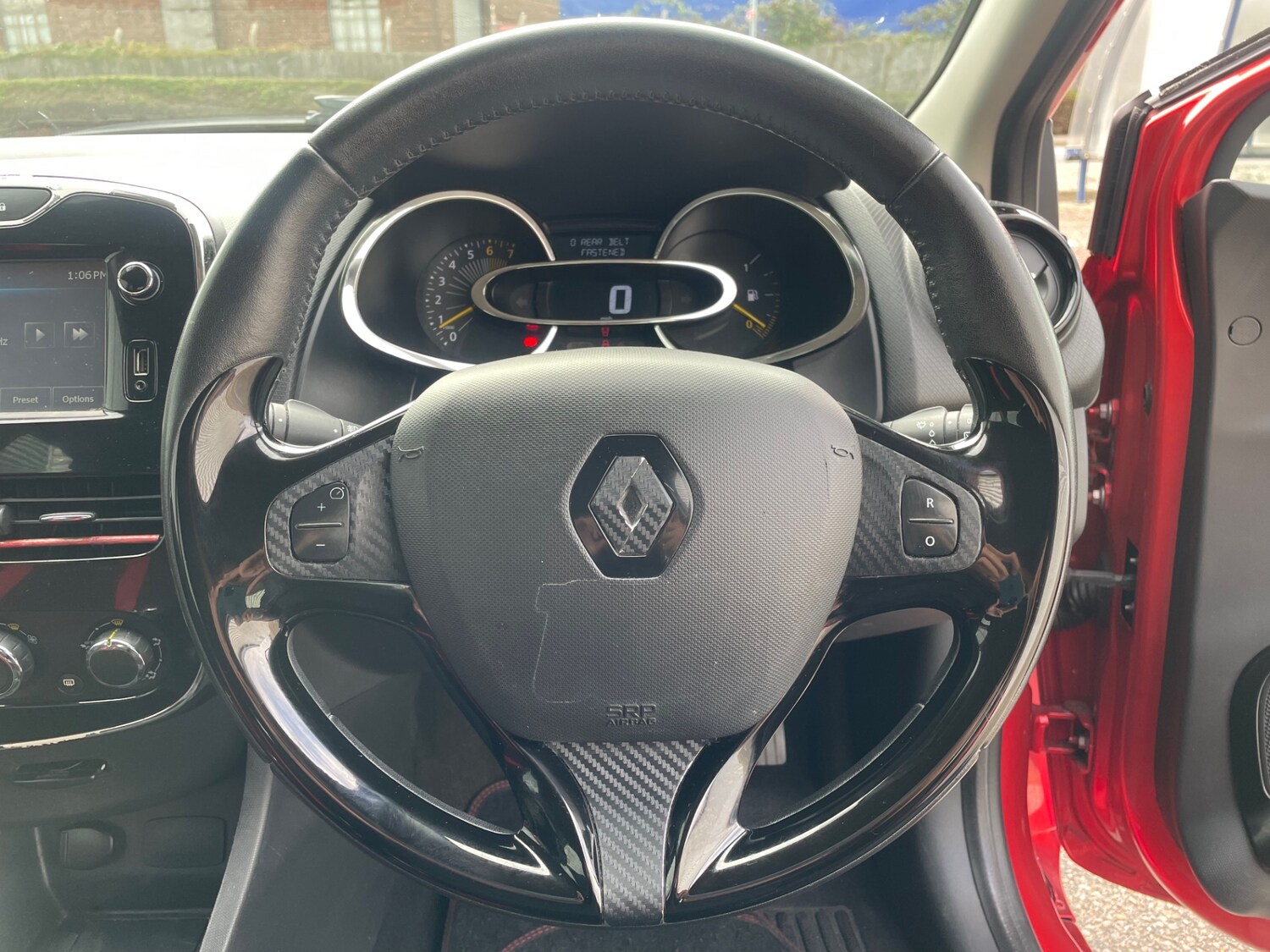 Used Renault Clio 2014 for sale - 76017399: Photo 32