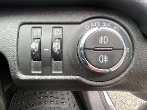 Used Vauxhall Insignia 2014 for sale - 76196419: Photo 34